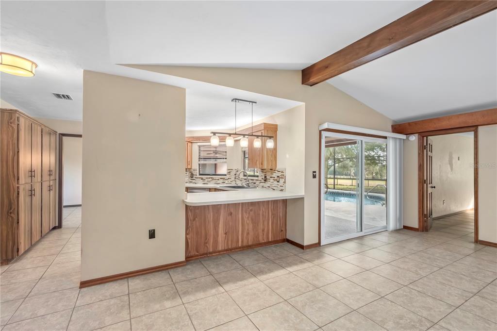 2902 Marion County Road Weirsdale, FL 32195 - Photo 23 of 86