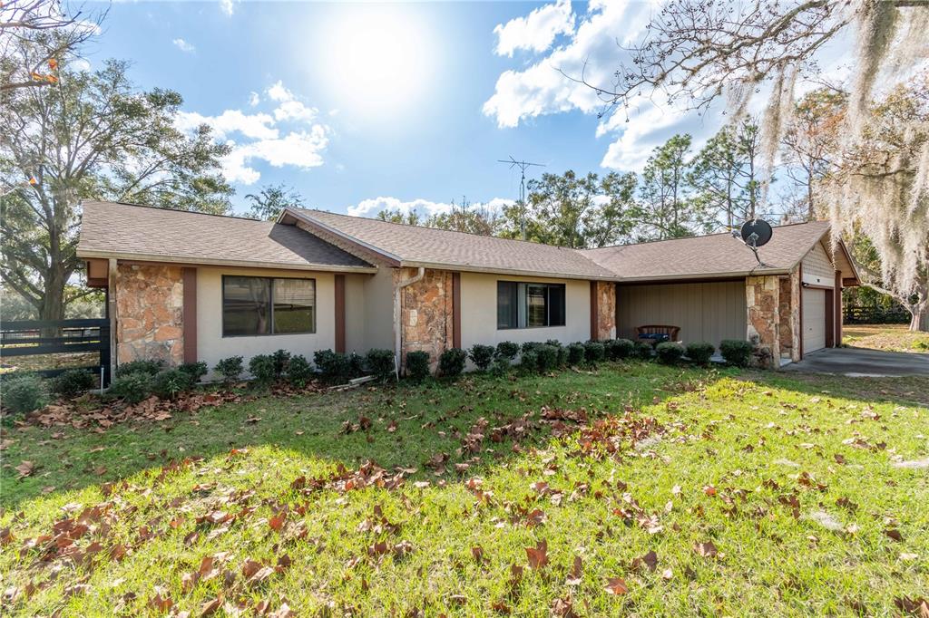 2902 Marion County Road Weirsdale, FL 32195 - Photo 3 of 86