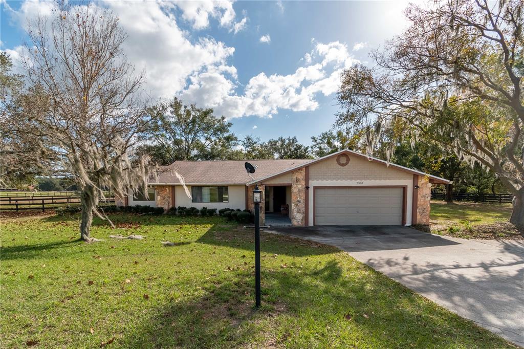 2902 Marion County Road Weirsdale, FL 32195 - Photo 6 of 86
