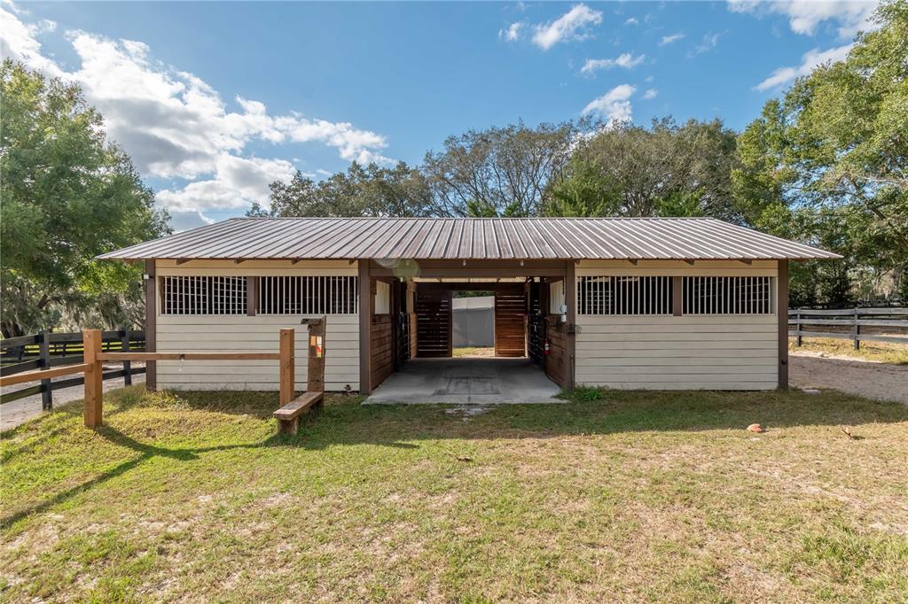 2902 Marion County Road Weirsdale, FL 32195 - Photo 64 of 86