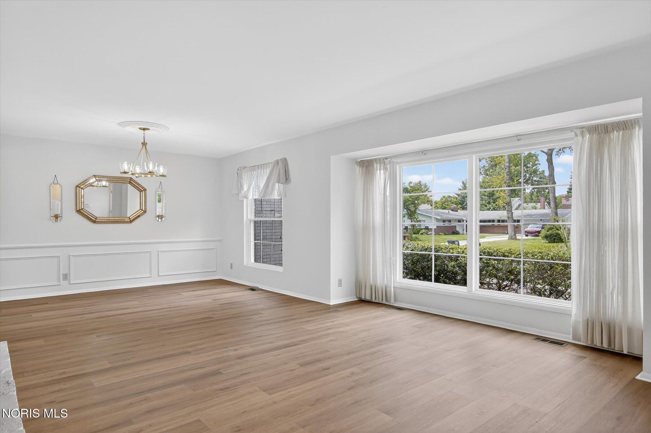 3860 Surrey Road Toledo, OH 43623 - Photo 11 of 45 Gallery Image 11