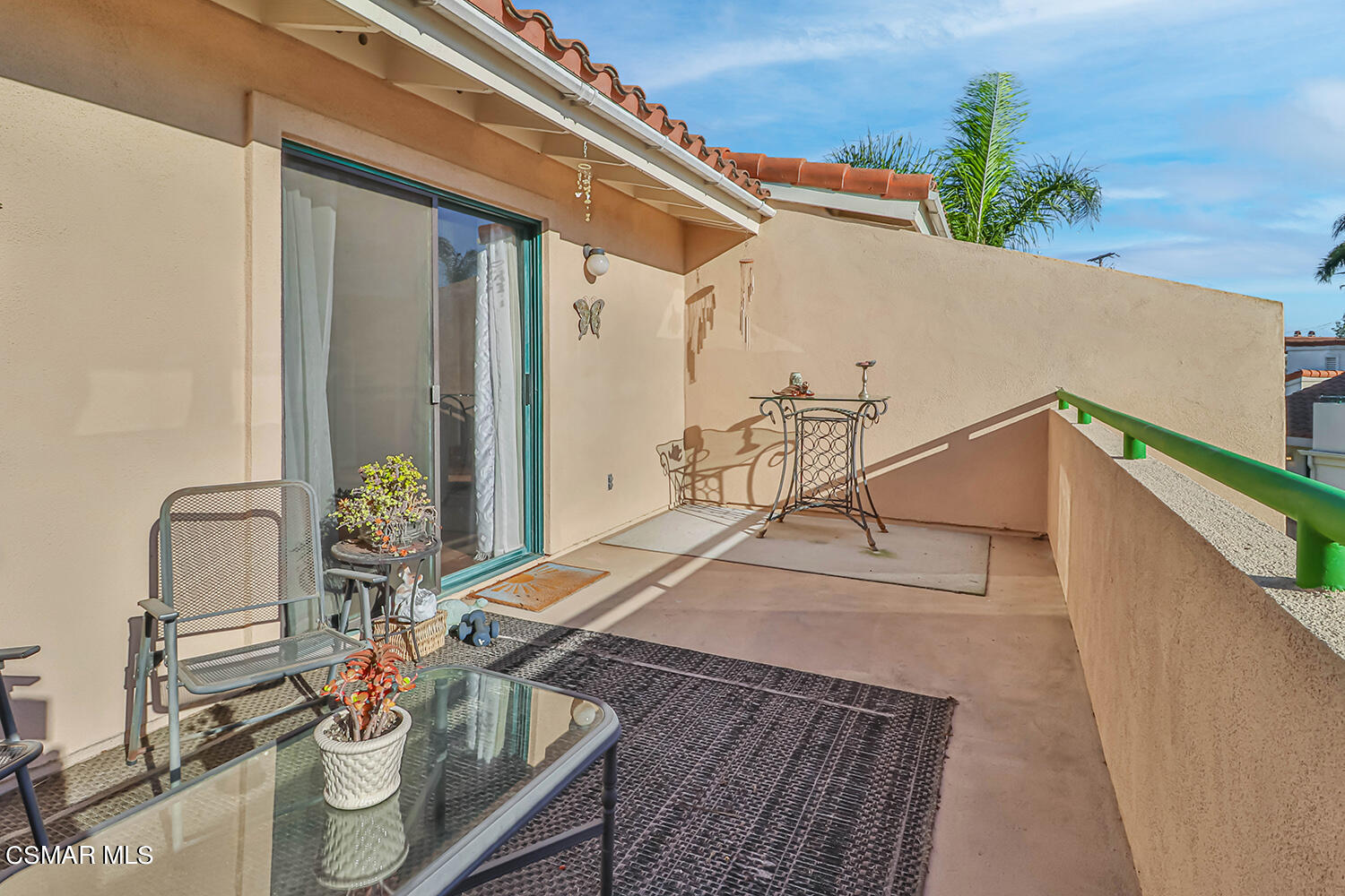 2911 Fanshell Walk Oxnard, CA 93035 - Photo 34 of 42 a view of deck with patio