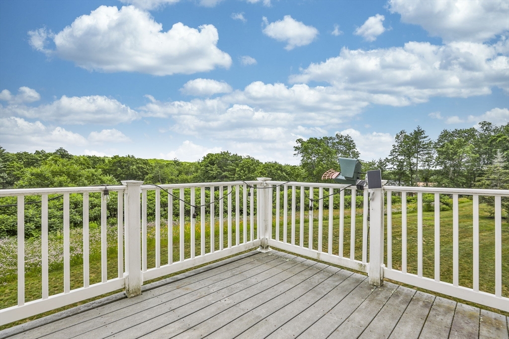 72 Mountain Village Road, Unit 72 Salem, NH 03079 - Photo 30 of 32
