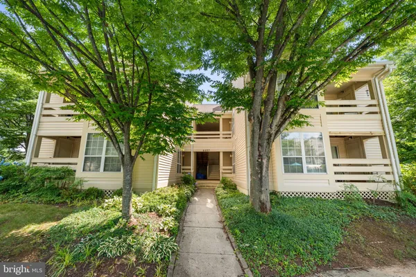 $2,500 | 6607 Jupiter Hills Circle, Unit E, Alexandria, VA 22312