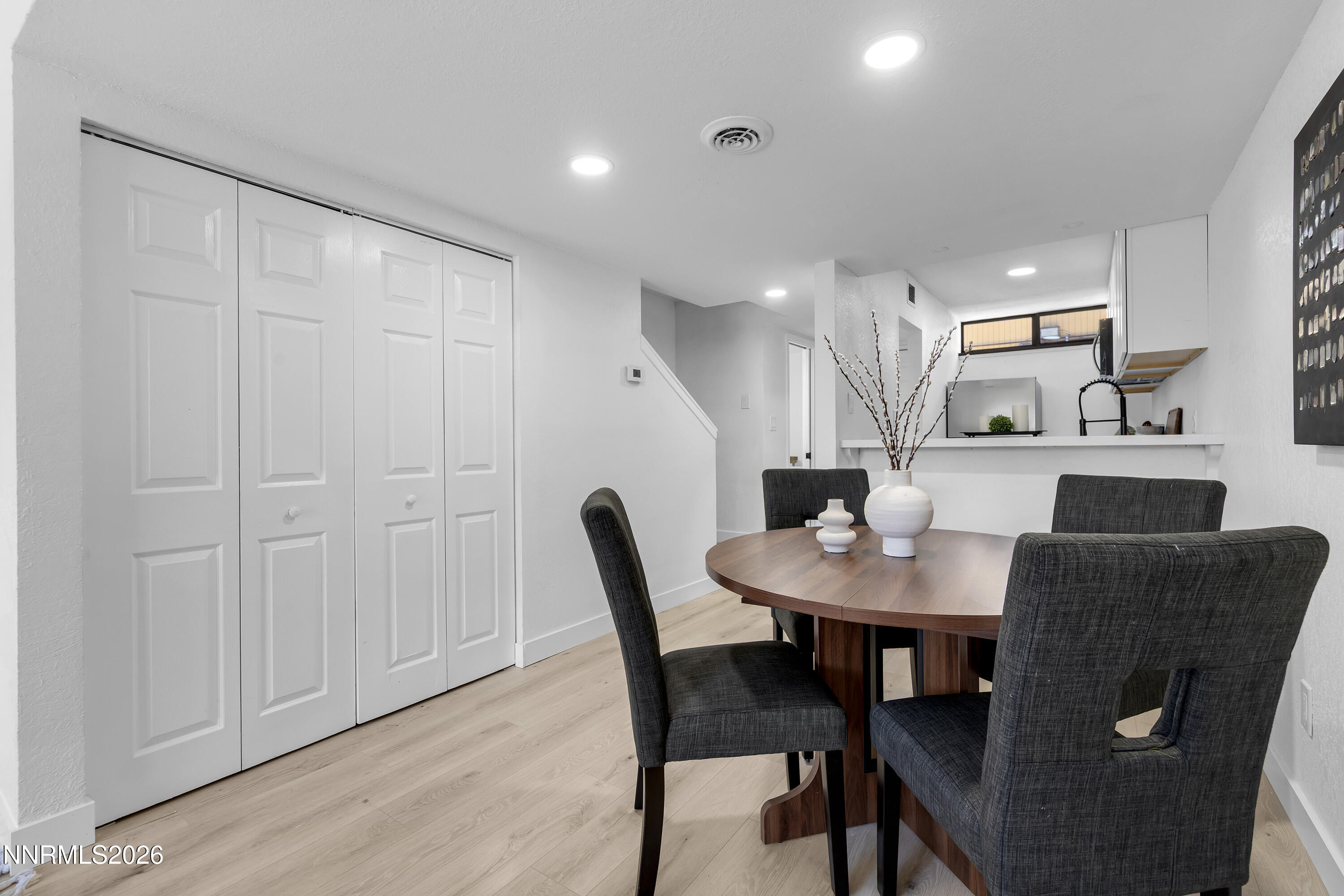 861 Nutmeg Place, Unit 1 Reno, NV 89502 - Photo 14 of 34 Nutmeg861-014