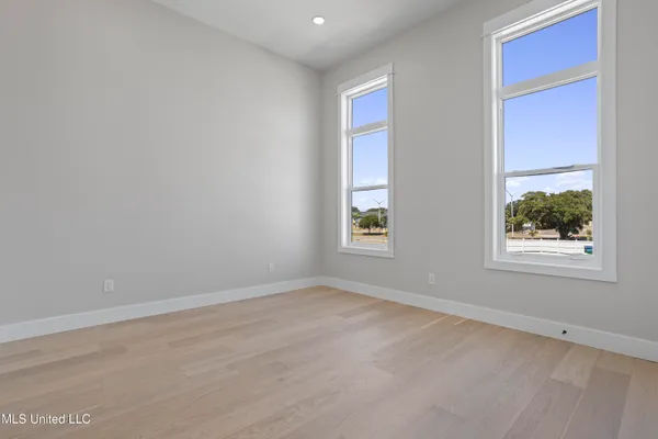 $1,998,000 | 1855 Beach Boulevard, Biloxi, MS 39531