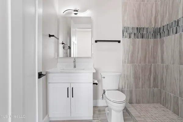 $1,998,000 | 1855 Beach Boulevard, Biloxi, MS 39531