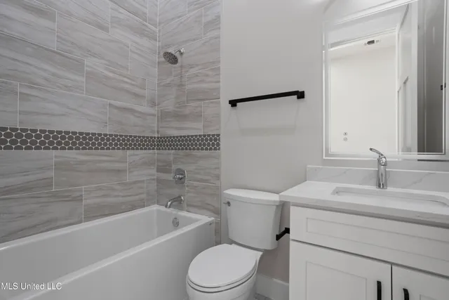 $1,998,000 | 1855 Beach Boulevard, Biloxi, MS 39531