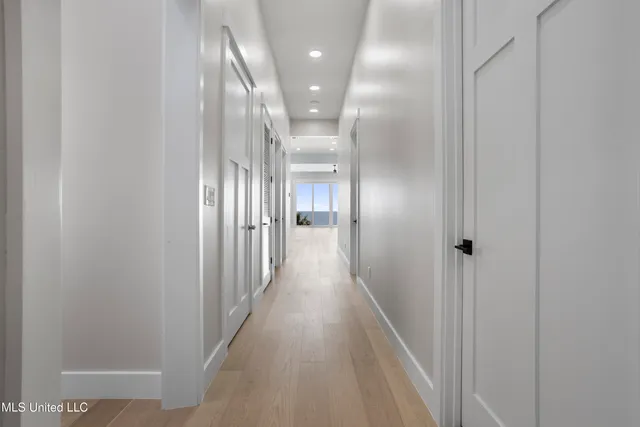 $1,998,000 | 1855 Beach Boulevard, Biloxi, MS 39531