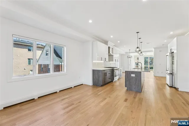 $6,500 | 309 B 7th Street, Unit 2, Palisades Park, NJ 07650