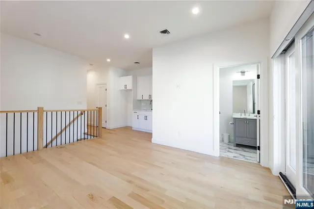 $6,500 | 309 B 7th Street, Unit 2, Palisades Park, NJ 07650