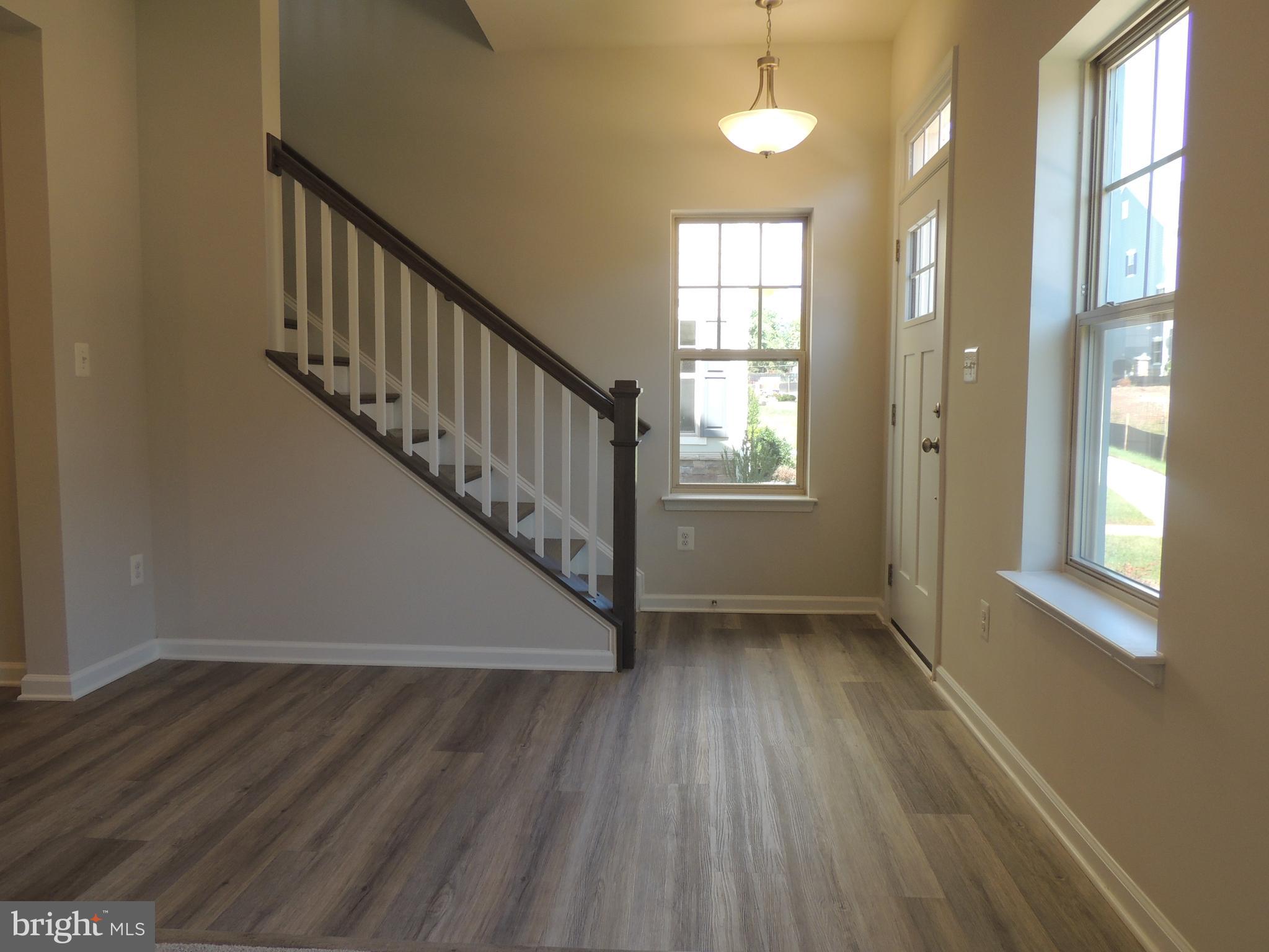 9520 Barnes Loop Manassas, VA 20110 - Photo 11 of 14