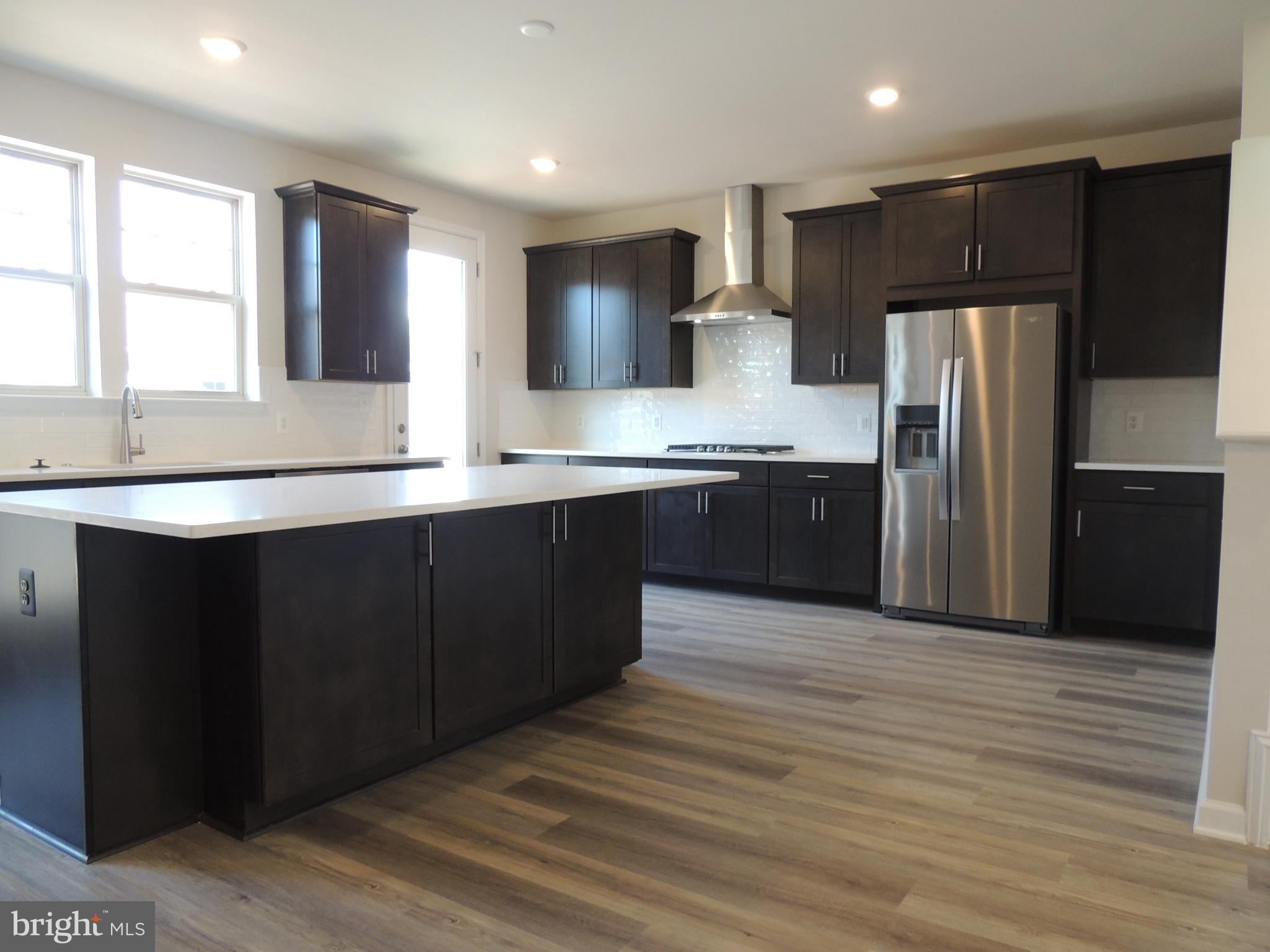 9520 Barnes Loop Manassas, VA 20110 - Photo 2 of 14