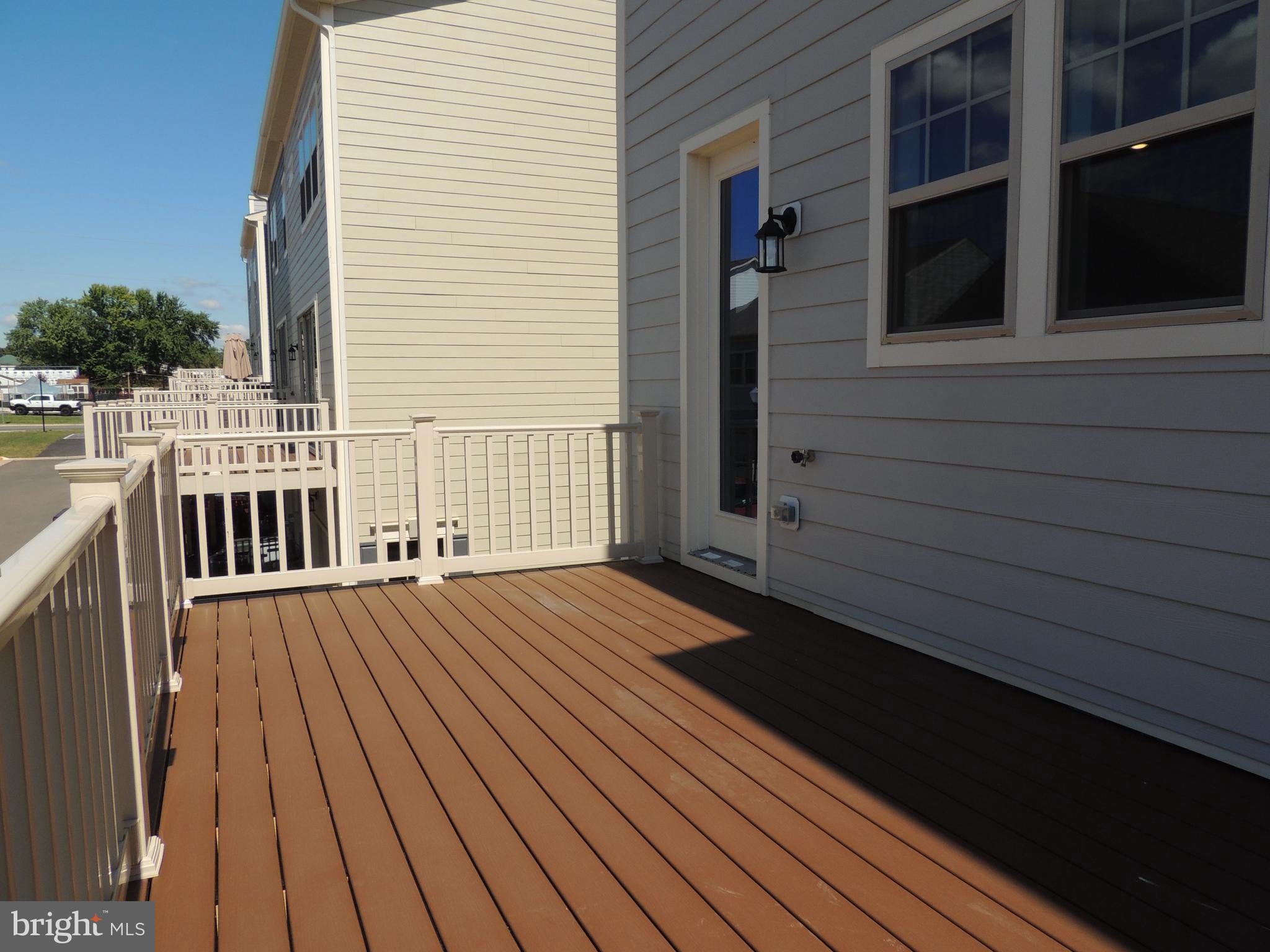 9520 Barnes Loop Manassas, VA 20110 - Photo 7 of 14