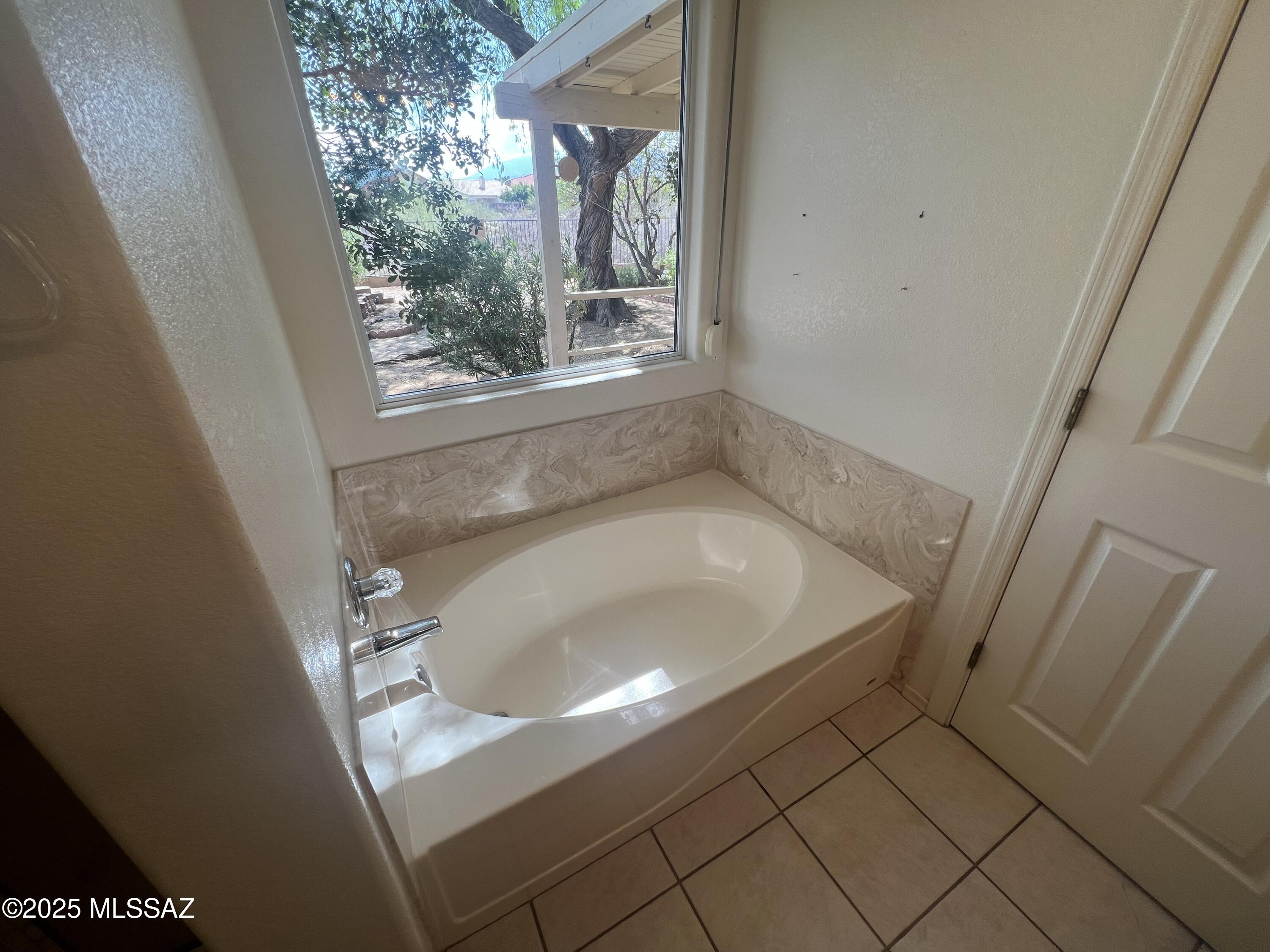 907 South Smokey Mountains Road Tucson, AZ 85748 - Photo 11 of 27 Gallery Image 11