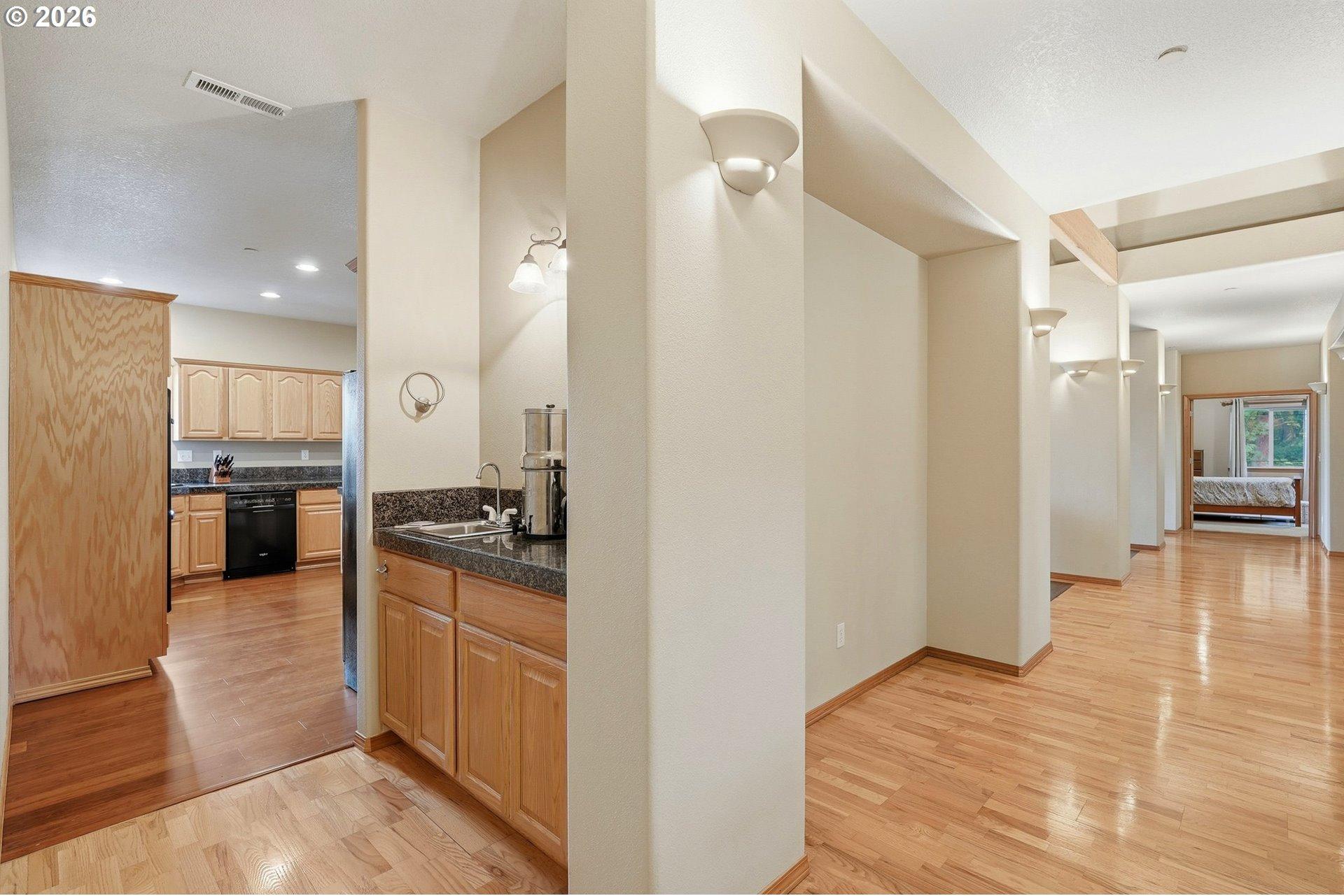 14788 South Burkstrom Road Oregon City, OR 97045 - Photo 31 of 46 Gallery Image 31