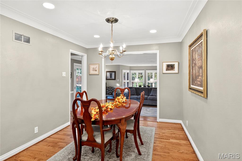 1515 Bridle Road Webster Groves, MO 63119 - Photo 15 of 46 Gallery Image 15
