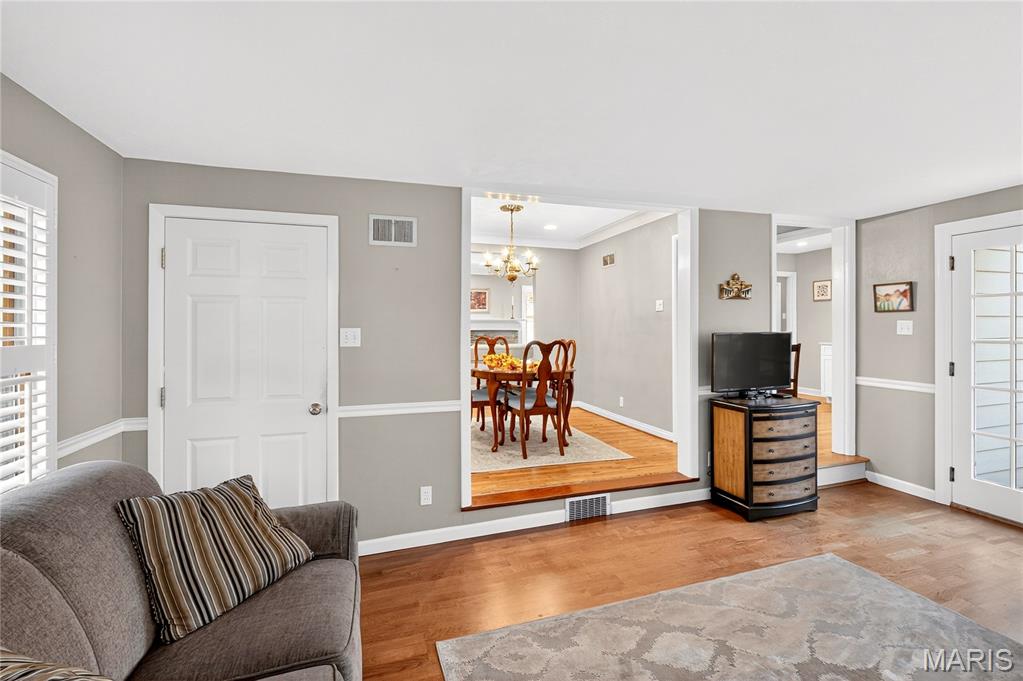 1515 Bridle Road Webster Groves, MO 63119 - Photo 16 of 46 Gallery Image 16