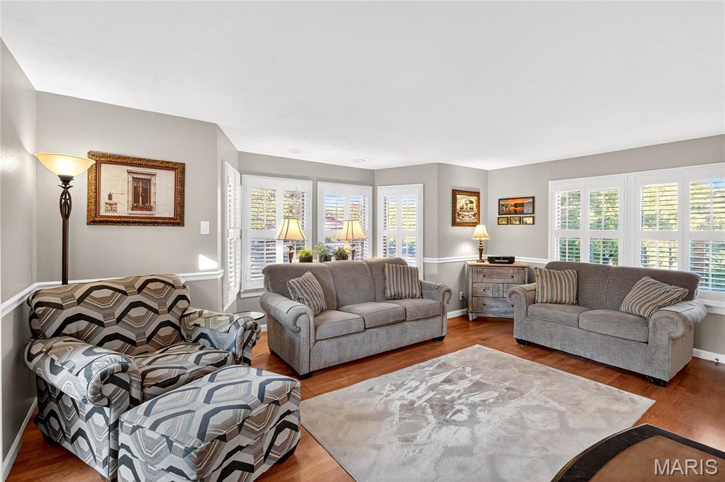 1515 Bridle Road Webster Groves, MO 63119 - Photo 18 of 46 Gallery Image 18