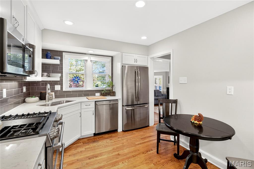 1515 Bridle Road Webster Groves, MO 63119 - Photo 24 of 46 Gallery Image 24