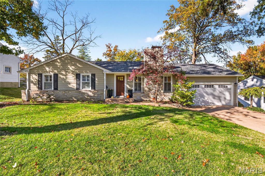 1515 Bridle Road Webster Groves, MO 63119 - Photo 8 of 46 Gallery Image 8