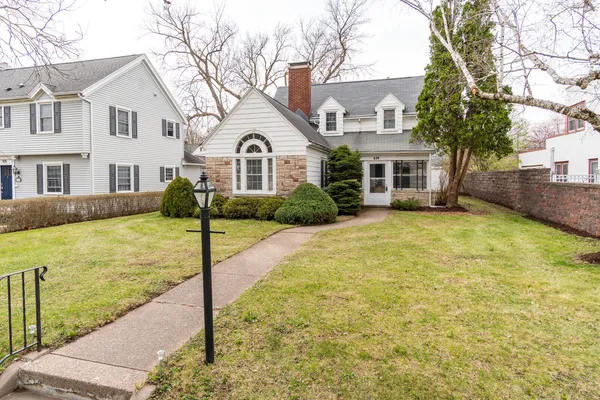 $343,000 | 439 24th Street North, La Crosse, WI 54601