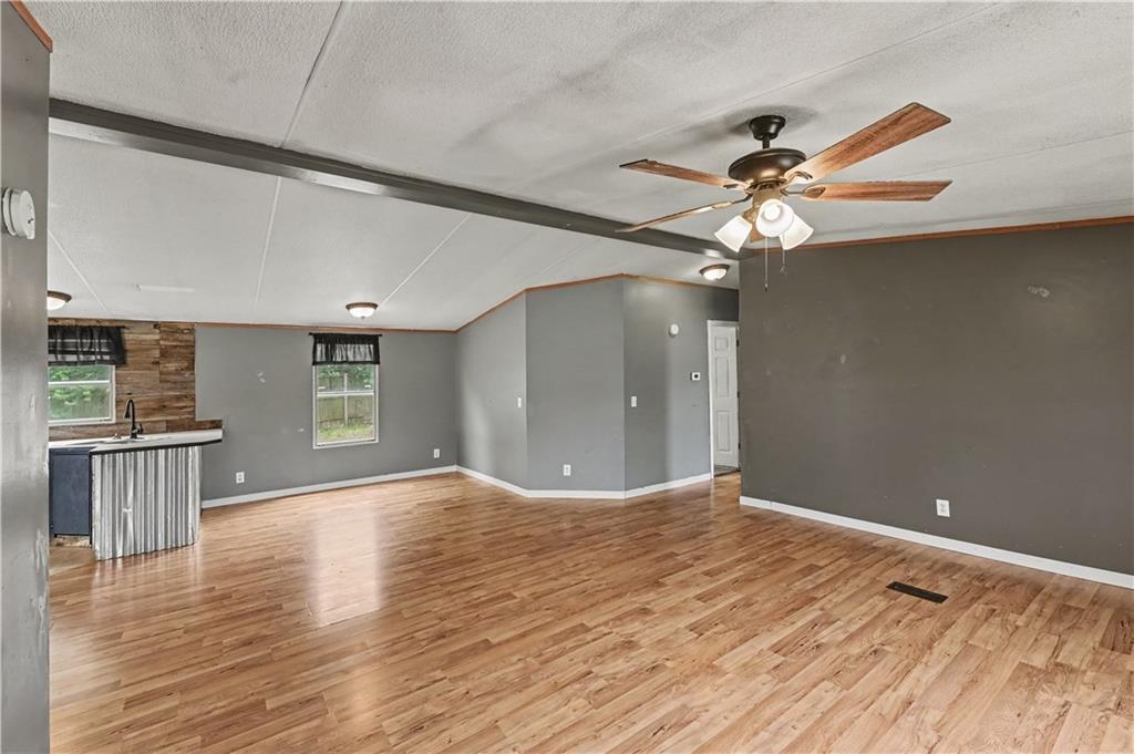 602 Ratz Street Valley Falls, KS 66088 - Photo 8 of 27 Gallery Image 8