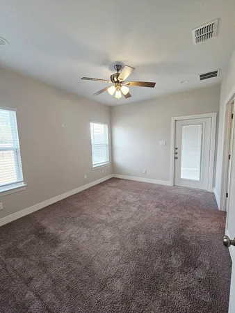$1,700 | 110 East Otto Street, Marion, TX 78124