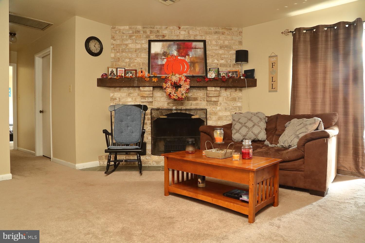712 Amosite Road Elizabethtown, PA 17022 - Photo 5 of 18 Gallery Image 5