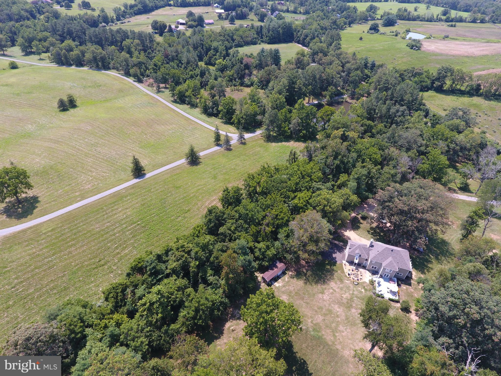 20814 Furr Road Round Hill, VA 20141 - Photo 5 of 41 Country setting near Middleburg Va