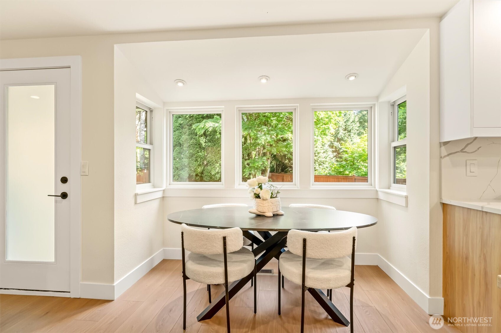 18501 28th Avenue Southeast Bothell, WA 98012 - Photo 17 of 38