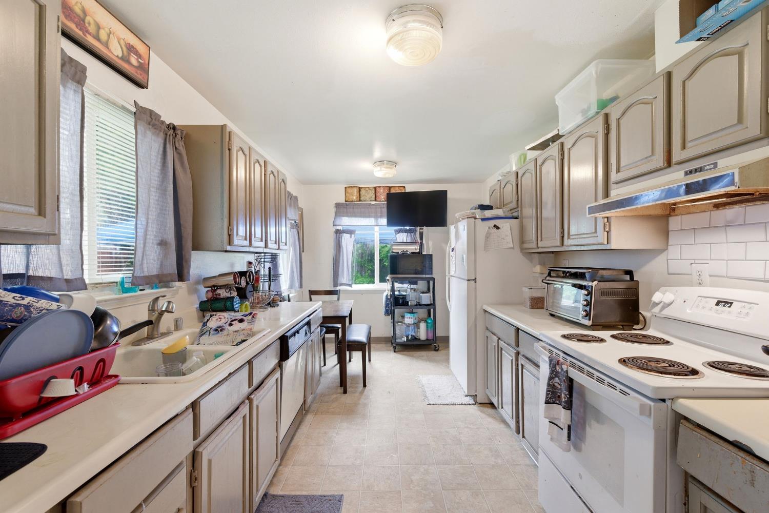 3836 Dubac Way Sacramento, CA 95864 - Photo 27 of 37