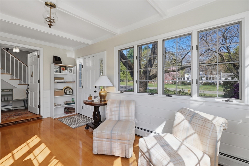24 Spring Street Shrewsbury, MA 01545 - Photo 7 of 41 Gallery Image 7