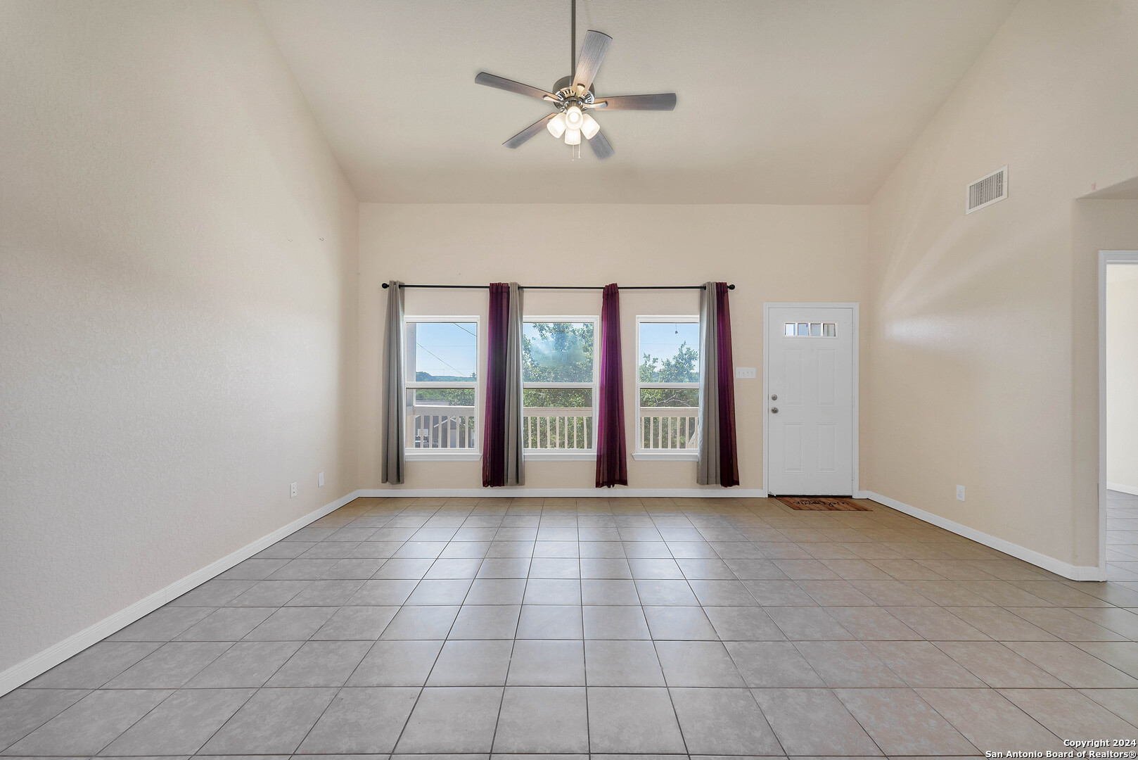 2407 Golf Drive Spring Branch, TX 78070 - Photo 7 of 29 a view of an empty room with a window