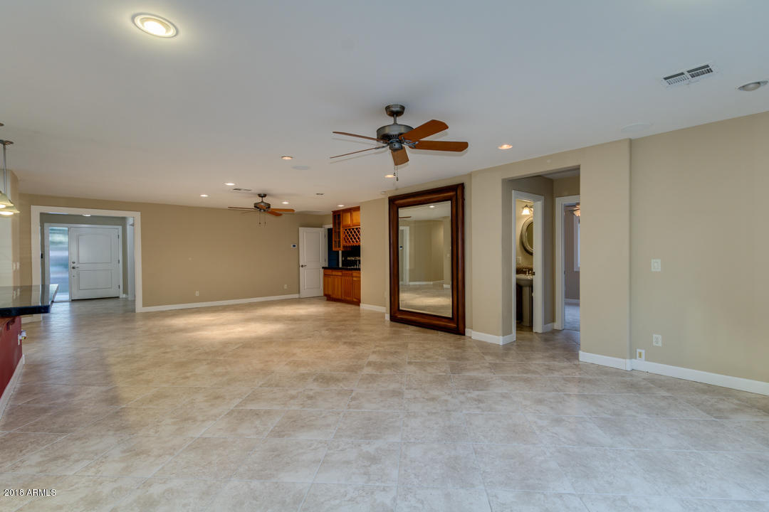 2523 East Cochise Road Phoenix, AZ 85028 - Photo 27 of 80 28-Cochise