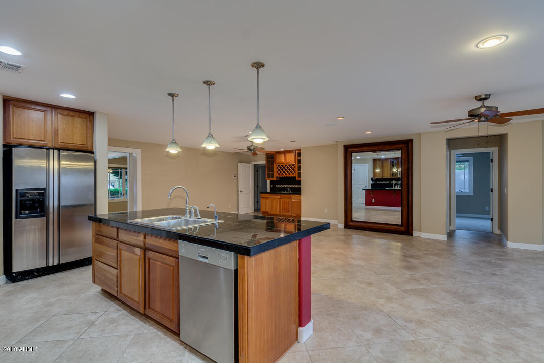 2523 East Cochise Road Phoenix, AZ 85028 - Photo 31 of 80 34-Cochise