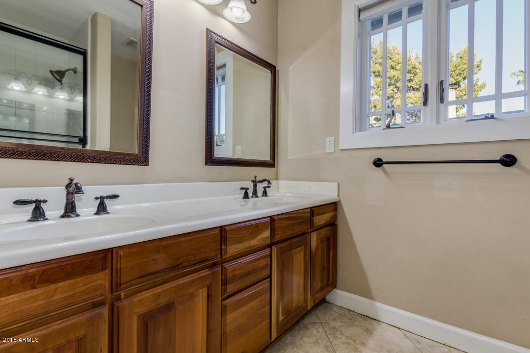 2523 East Cochise Road Phoenix, AZ 85028 - Photo 43 of 80 47-Cochise