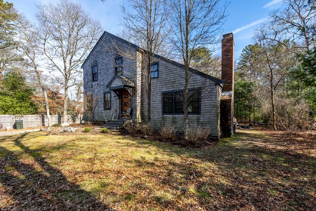 29 Thatcher Holway Road Barnstable, MA 02632 - Photo 1 of 25 Gallery Image 1