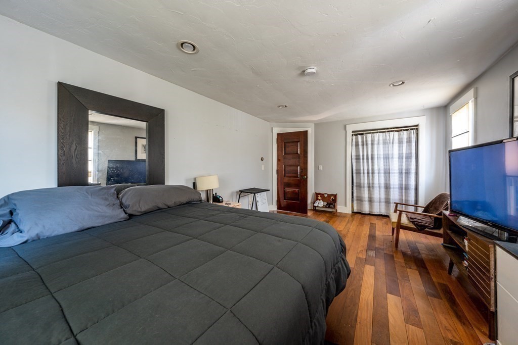 29 Thatcher Holway Road Barnstable, MA 02632 - Photo 20 of 25 Gallery Image 20