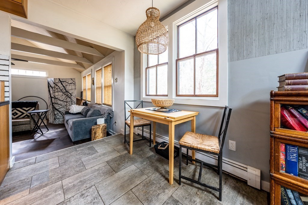 29 Thatcher Holway Road Barnstable, MA 02632 - Photo 6 of 25 Gallery Image 6