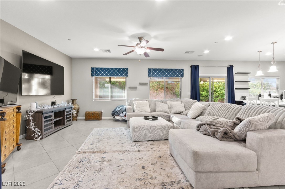 145 Strone Street Henderson, NV 89012 - Photo 9 of 64