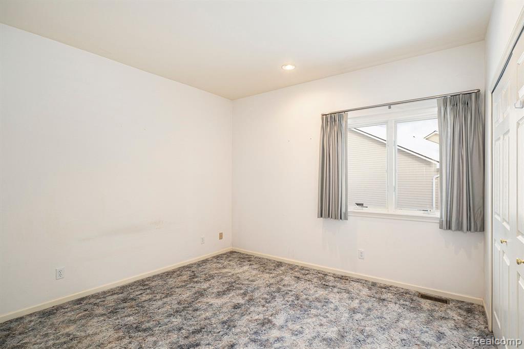 1517 Rio Grande Court Flint, MI 48532 - Photo 10 of 18 Gallery Image 10