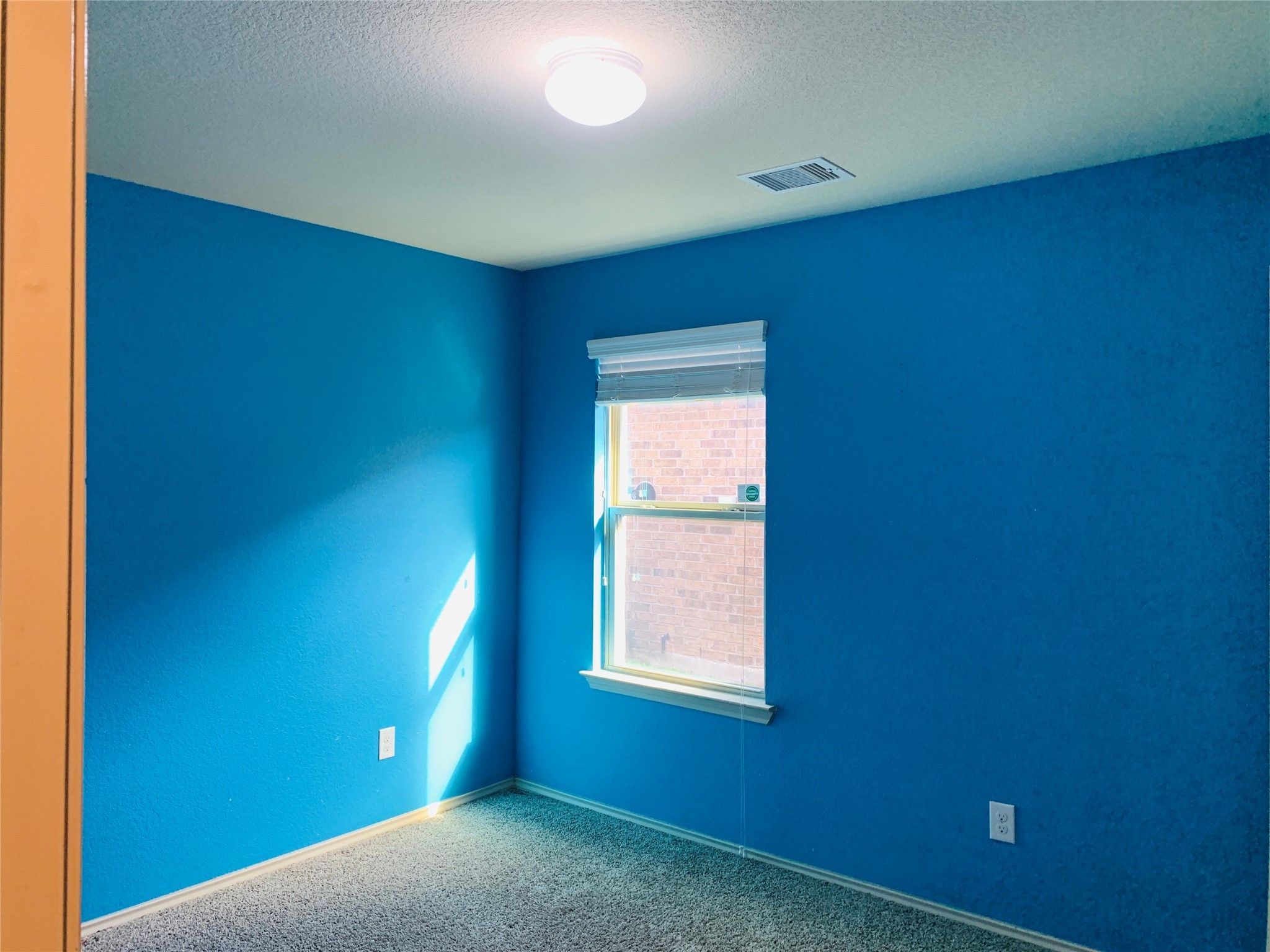15438 Rancho Joya Way Houston, TX 77049 - Photo 14 of 31 an empty room with windows