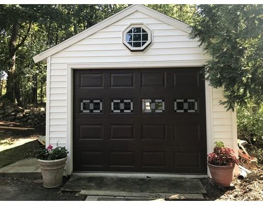 24 Richards Road Weymouth, MA 02189 - Photo 6 of 29 Gallery Image 6
