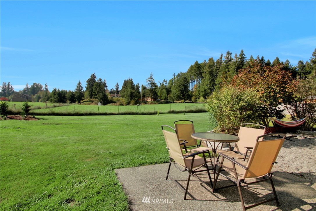 13937 Solberg Road Southeast Yelm, WA 98597 - Photo 12 of 31 Gallery Image 12