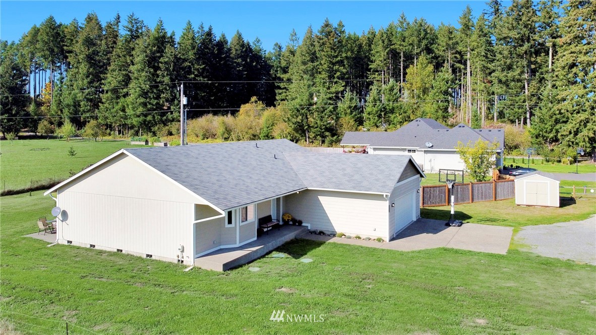13937 Solberg Road Southeast Yelm, WA 98597 - Photo 23 of 31 Gallery Image 23