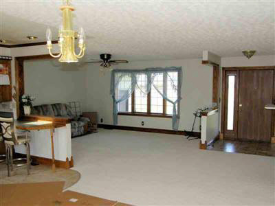 3655 Volkmer Road Chesaning, MI 48616 - Photo 8 of 15 20233342-7.JPG