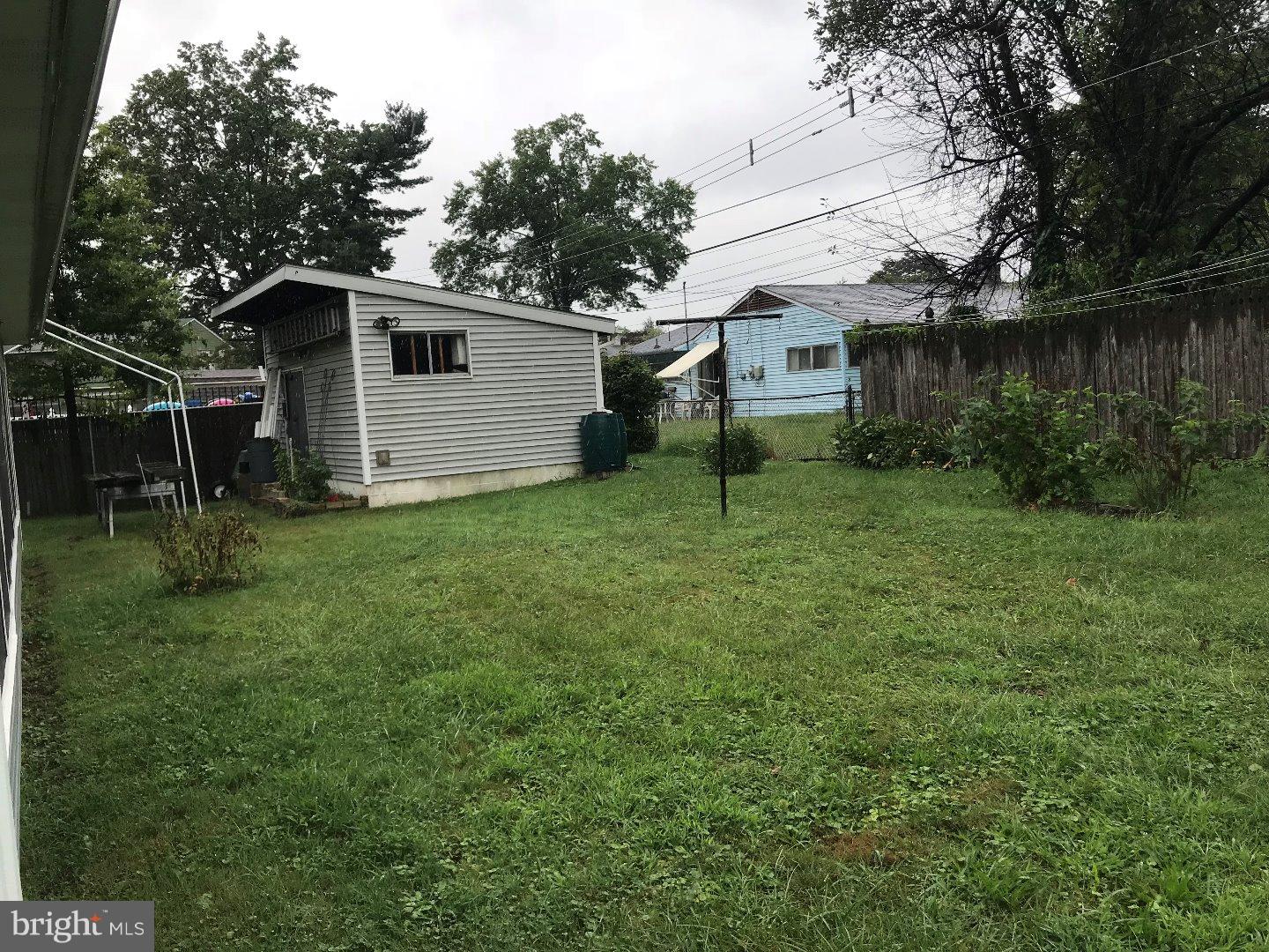 15 Gatewood Road Levittown, PA 19057 - Photo 25 of 25 Back Yard