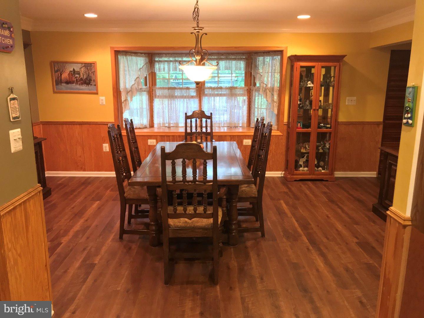 15 Gatewood Road Levittown, PA 19057 - Photo 9 of 25 Dining Room