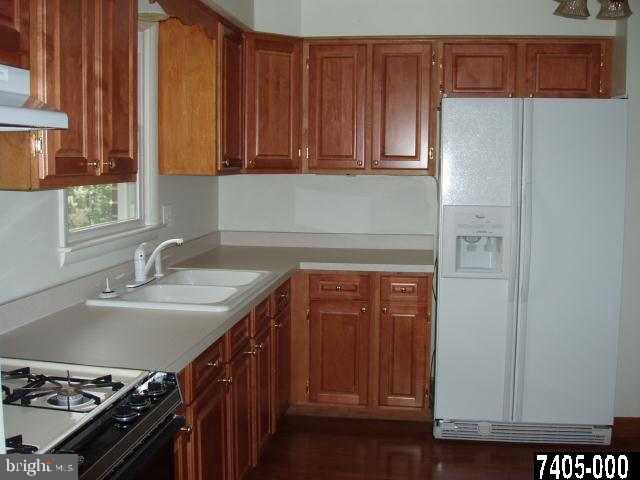 2840 Cambridge Road York, PA 17402 - Photo 3 of 6 Gallery Image 3